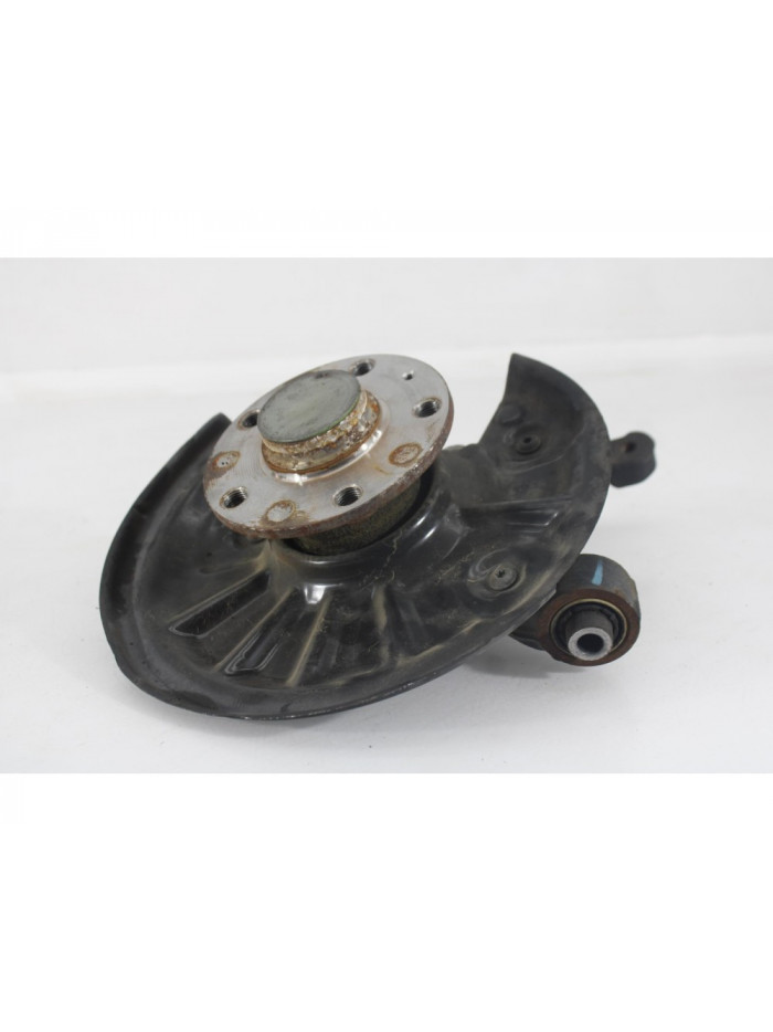 Recambio de mangueta trasera derecha para audi a3 (8v) ambiente referencia OEM IAM 5Q0615612F