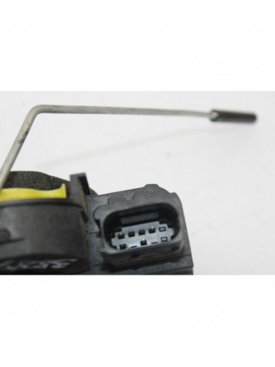 Recambio de cerradura puerta trasera izquierda para opel insignia berlina edition referencia OEM IAM 13503787