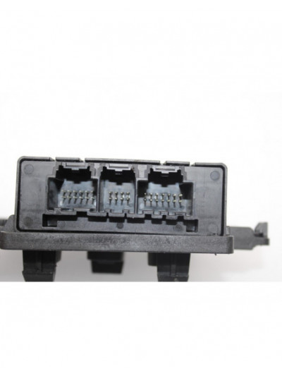 Recambio de centralita control parking para opel insignia berlina edition referencia OEM IAM 13308135