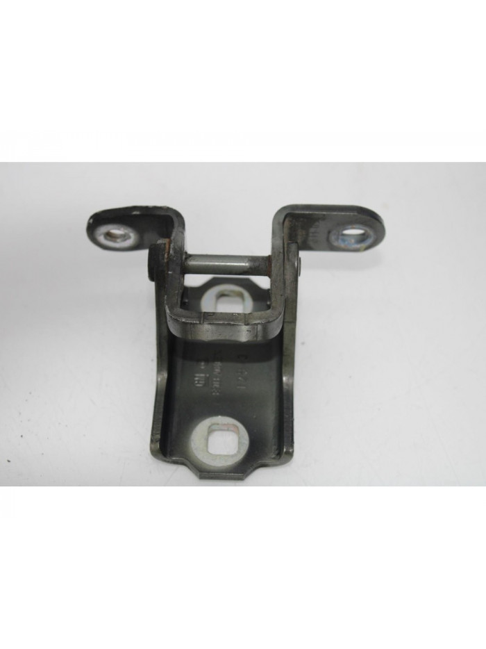Recambio de bisagra puerta delantera derecha para opel insignia berlina expression referencia OEM IAM A046574