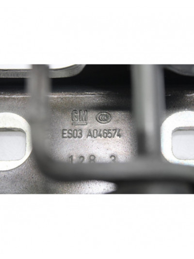 Recambio de bisagra puerta delantera derecha para opel insignia berlina expression referencia OEM IAM A046574