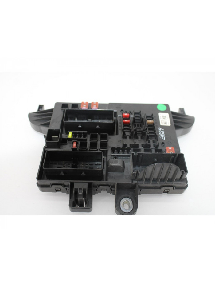 Caja reles / fusibles OPEL INSIGNIA BERLINA Edition 2009