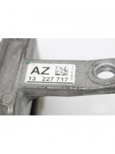 Soporte motor derecho OPEL INSIGNIA BERLINA Edition 160CV 118KW 2009
