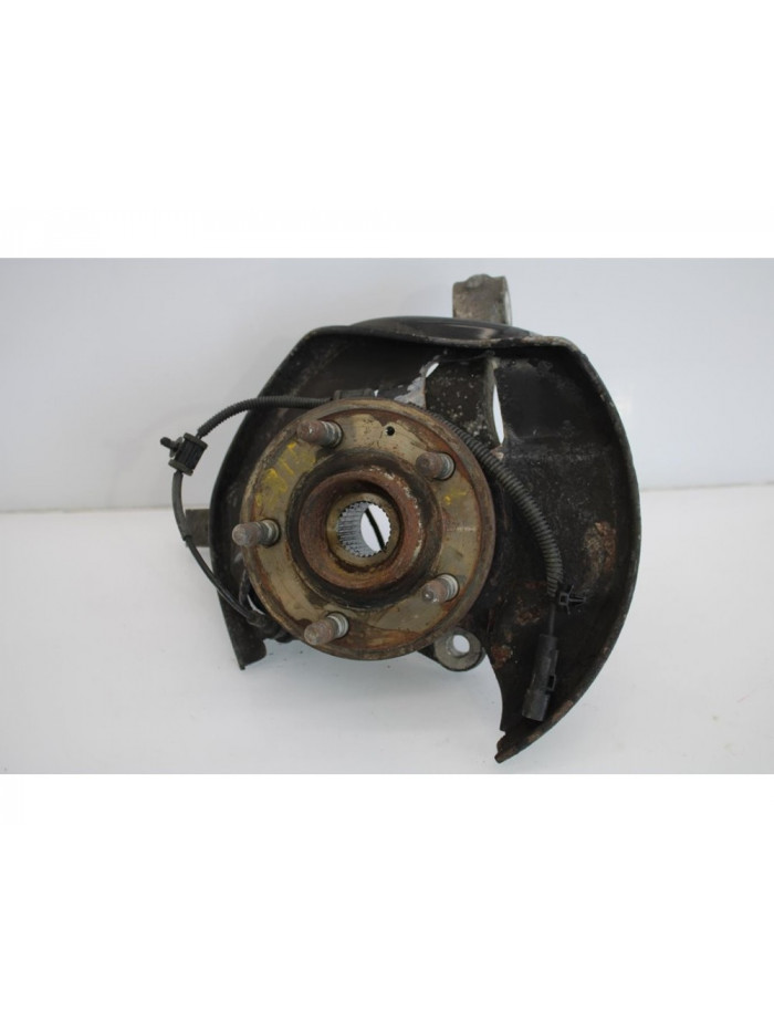Recambio de mangueta delantera izquierda para opel insignia berlina expression referencia OEM IAM IZQUIERDA