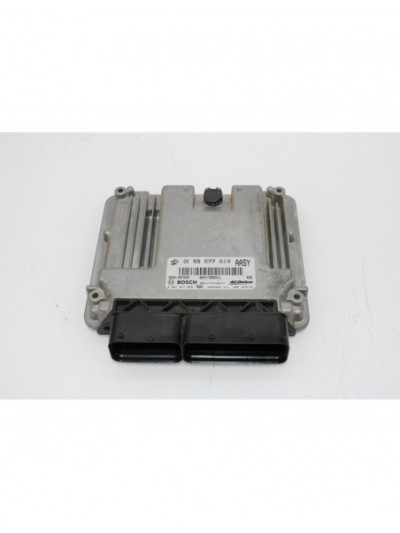 Recambio de centralita motor uce para opel insignia berlina cosmo referencia OEM IAM 55577619
