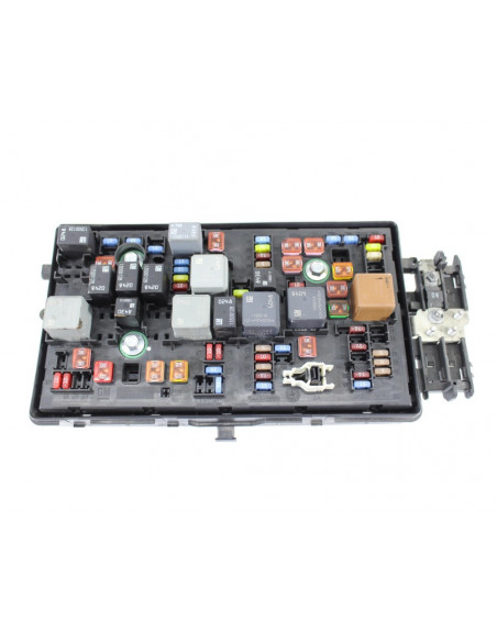 Recambio de caja reles / fusibles para opel insignia berlina edition referencia OEM IAM 13255300