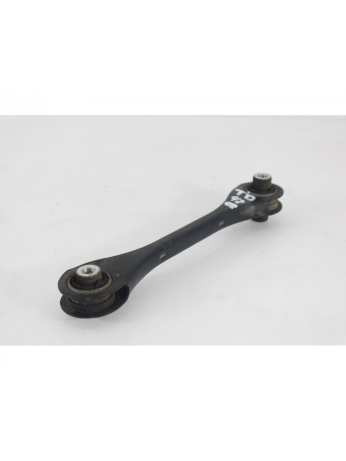 Recambio de brazo suspension superior trasero derecho para audi a3 (8v) ambiente referencia OEM IAM 5Q0501529C