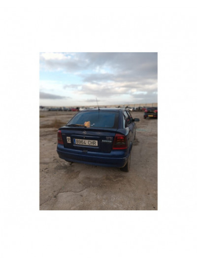 opel astra g berlina del año 2003