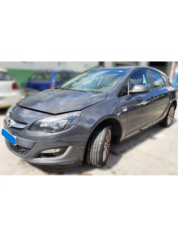opel astra j lim. del año 2013