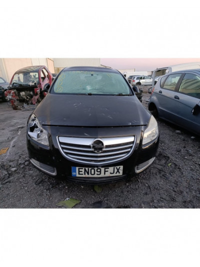 opel insignia berlina del año 2009