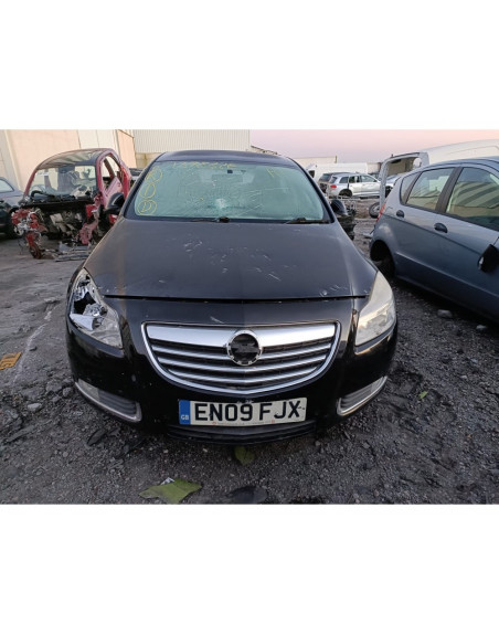 opel insignia berlina del año 2009
