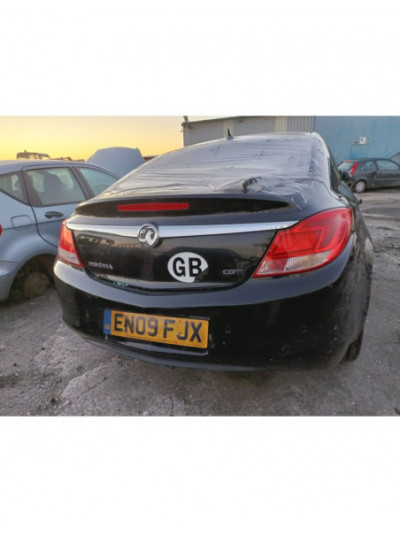 opel insignia berlina del año 2009
