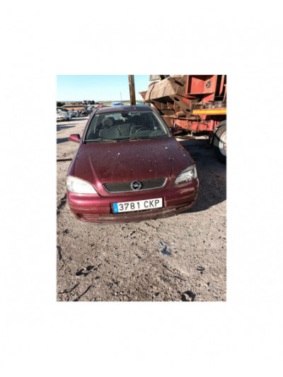 opel astra g berlina del año 2003