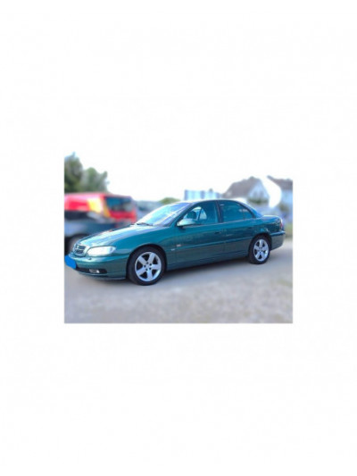 opel omega b del año 2002