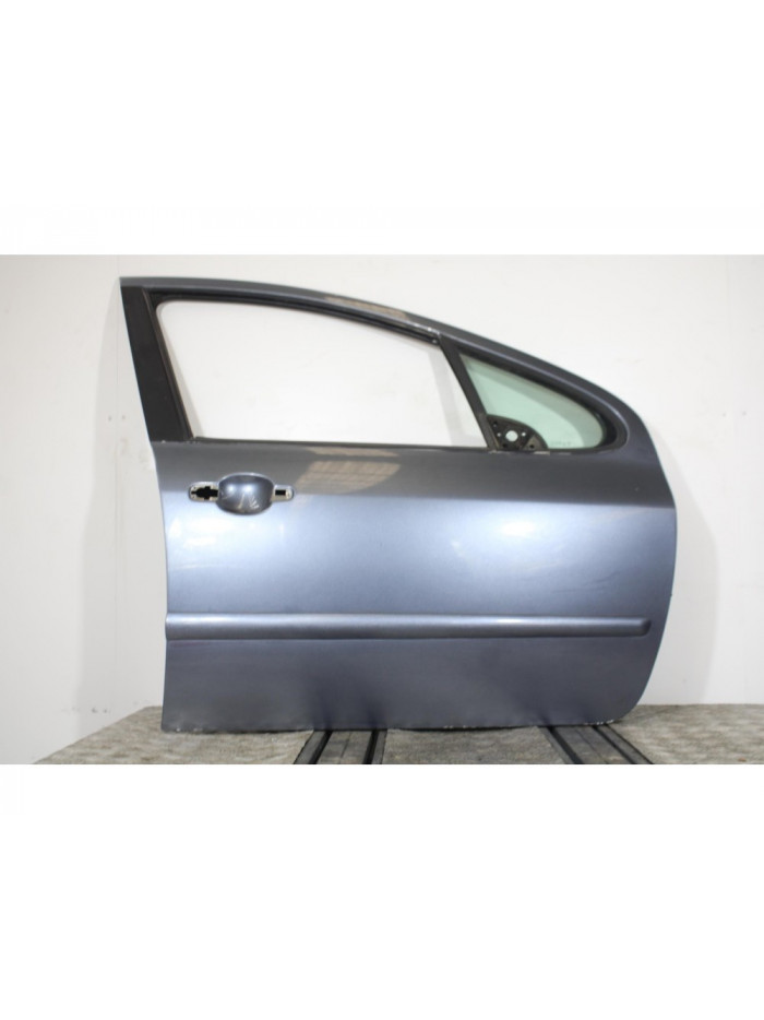 Puerta delantera derecha PEUGEOT 307 XR 2005