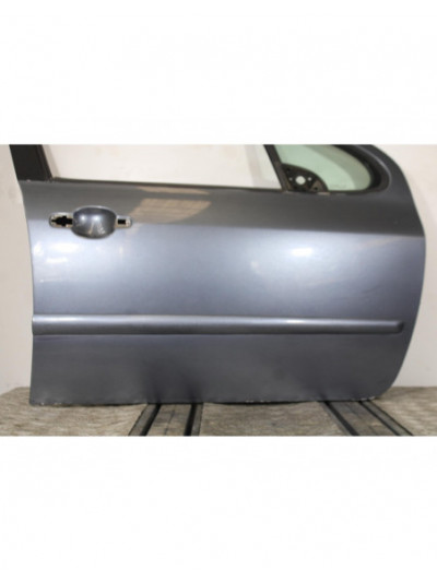 Puerta delantera derecha PEUGEOT 307 XR 2005