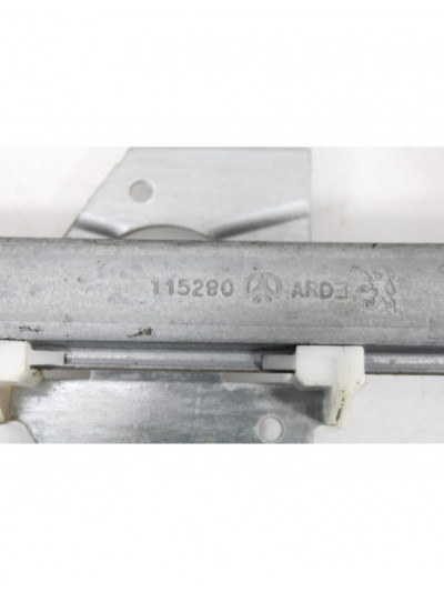 Elevalunas trasero derecho PEUGEOT 307 XR 2005