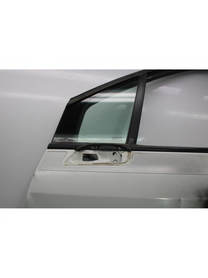 Puerta delantera izquierda PEUGEOT 807 2.0 2014