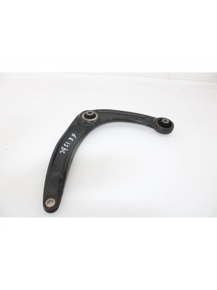 Recambio de brazo suspension inferior delantero derecho para peugeot 308 sport referencia OEM IAM 833547