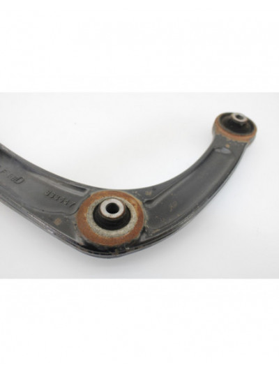 Recambio de brazo suspension inferior delantero derecho para peugeot 308 sport referencia OEM IAM 833547