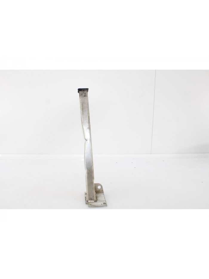 Recambio de punta chasis delantera para peugeot 308 sport referencia OEM IAM 3951D.D.