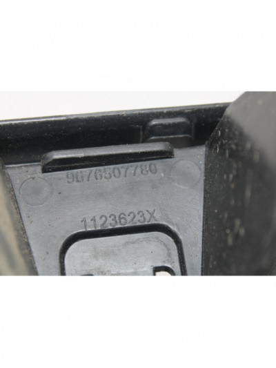 Recambio de soporte paragolpes trasero para peugeot 208 active referencia OEM IAM 9676507780