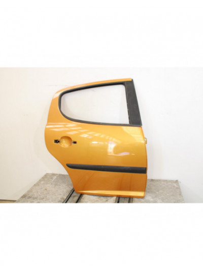 Recambio de puerta trasera derecha para peugeot 207 xs referencia OEM IAM 3646NARANJA