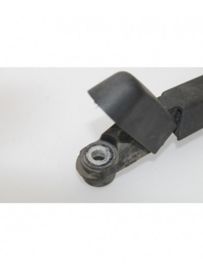Recambio de brazo limpia trasero para peugeot 308 sport referencia OEM IAM 3951T