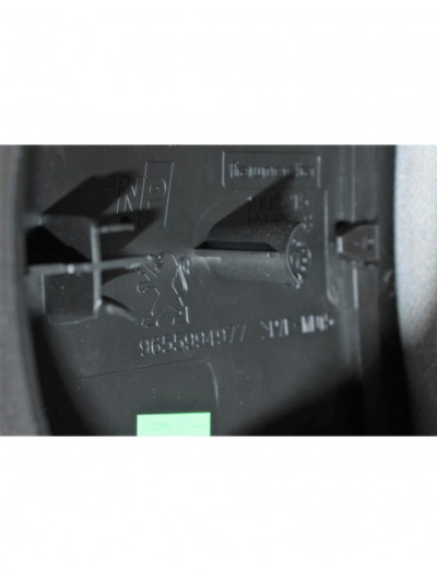 Recambio de guarnecido volante para peugeot 308 sport referencia OEM IAM 9655994977