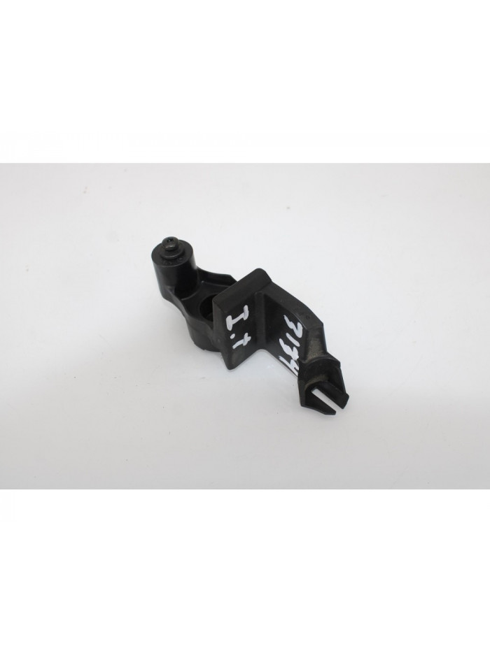 Recambio de sujecion izquierda paragolpes para peugeot 3008 active referencia OEM IAM 9685935980