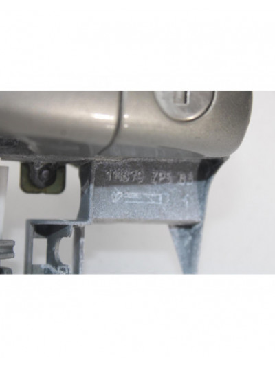 Recambio de maneta exterior delantera derecha para peugeot 3008 active referencia OEM IAM 111670ZP5