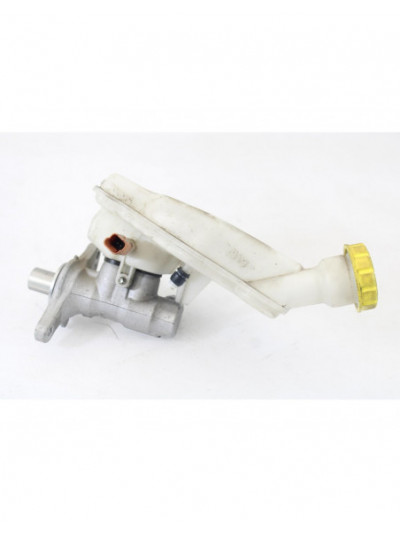 Recambio de bomba freno para peugeot 208 access referencia OEM IAM 32069745