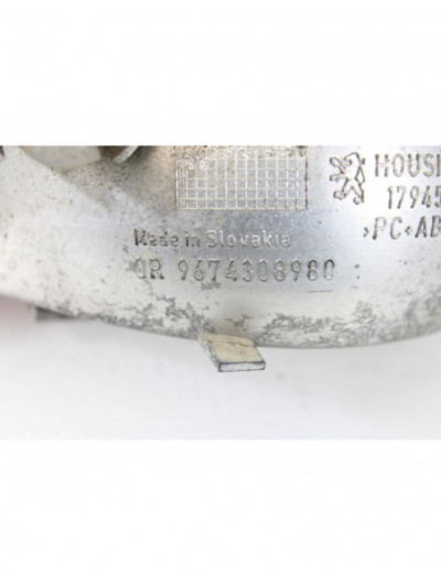 Recambio de piloto trasero central para peugeot 208 access referencia OEM IAM 179457