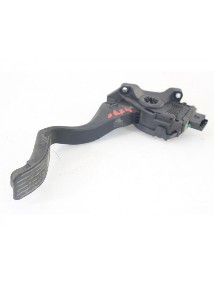 Pedal acelerador PEUGEOT 208 Access 2015