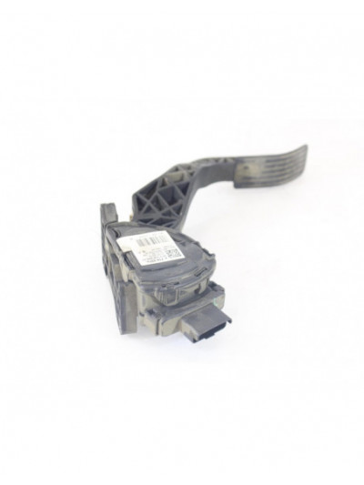 Pedal acelerador PEUGEOT 208 Access 2015