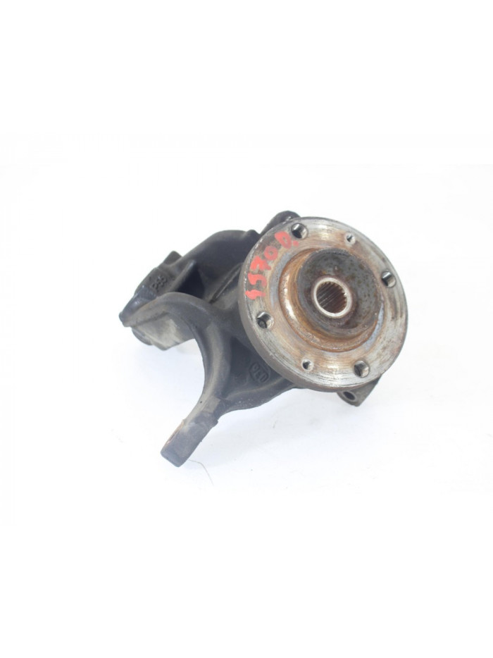 Recambio de mangueta delantera derecha para peugeot 208 access referencia OEM IAM 4570D