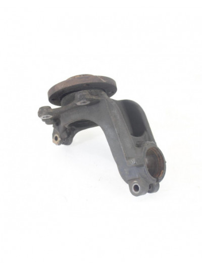 Recambio de mangueta delantera derecha para peugeot 208 access referencia OEM IAM 4570D