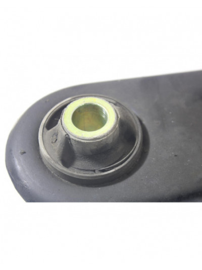 Recambio de brazo suspension inferior delantero derecho para peugeot 208 access referencia OEM IAM 4570D