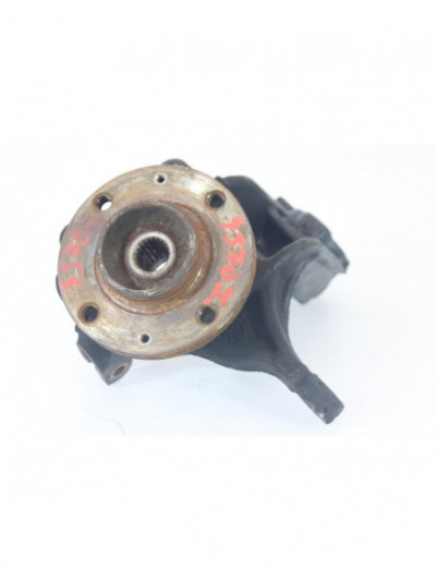 Recambio de mangueta delantera izquierda para peugeot 208 access referencia OEM IAM 4570I