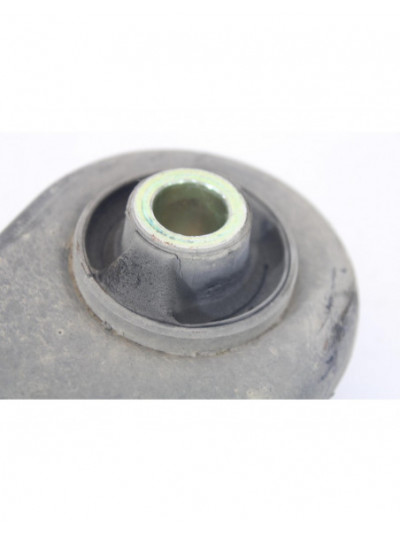 Recambio de brazo suspension inferior delantero izquierdo para peugeot 208 access referencia OEM IAM 4570I