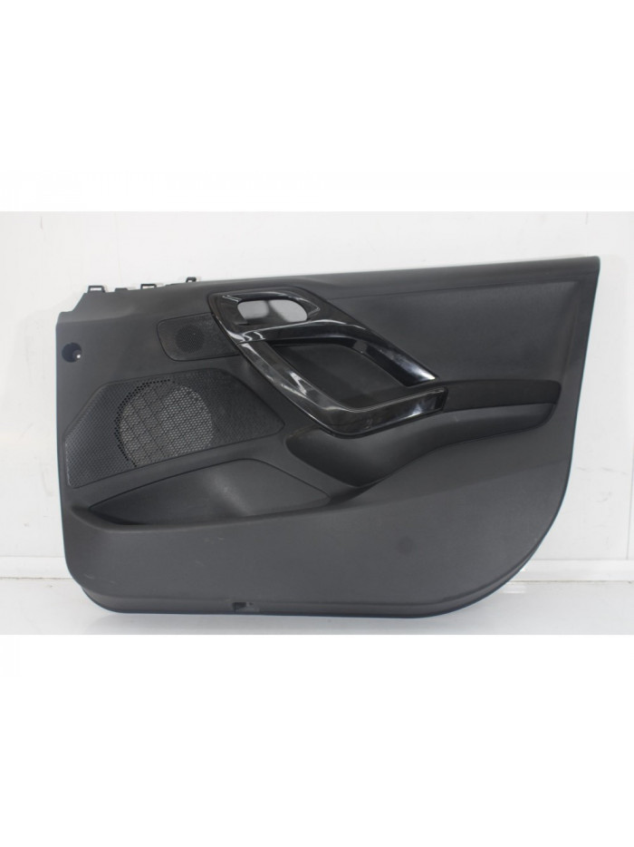 Recambio de guarnecido puerta delantera derecha para peugeot 208 access referencia OEM IAM 96763525ZD