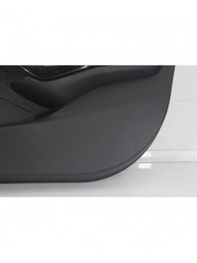 Recambio de guarnecido puerta delantera derecha para peugeot 208 access referencia OEM IAM 96763525ZD