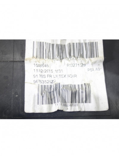 Recambio de guarnecido puerta delantera izquierda para peugeot 208 access referencia OEM IAM 96763526ZD