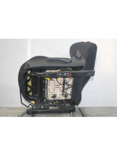 Asidero delantero izquierdo PEUGEOT 208 Access 2015