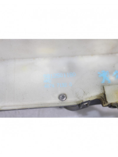 Cerradura puerta trasera derecha PEUGEOT 208 Access 2015