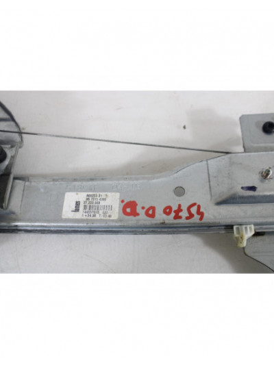 Recambio de elevalunas delantero derecho para peugeot 208 access referencia OEM IAM 9673154380