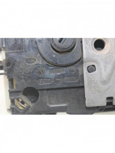 Recambio de cerradura puerta delantera derecha para peugeot 208 access referencia OEM IAM 4570DD