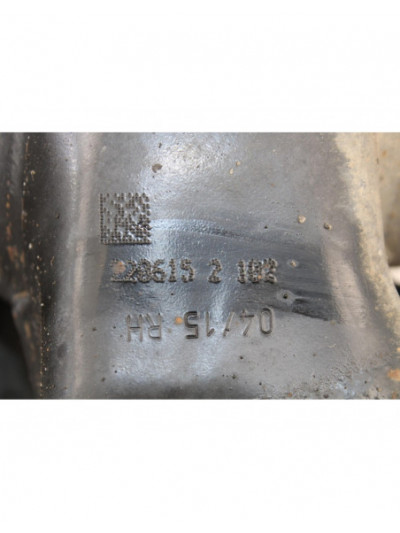 Recambio de puente trasero para peugeot 208 access referencia OEM IAM 2206152108