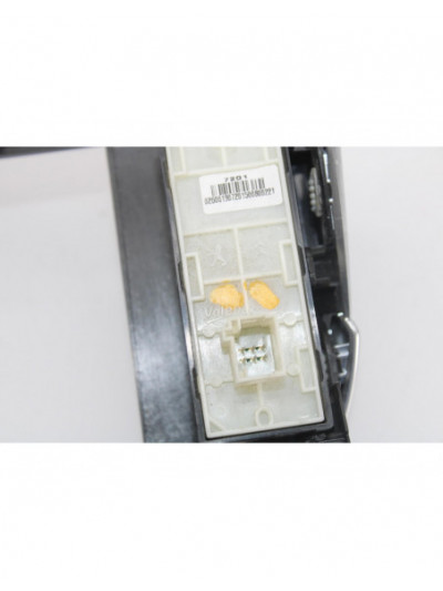 Recambio de mando multifuncion para peugeot 208 active referencia OEM IAM 98097243XU