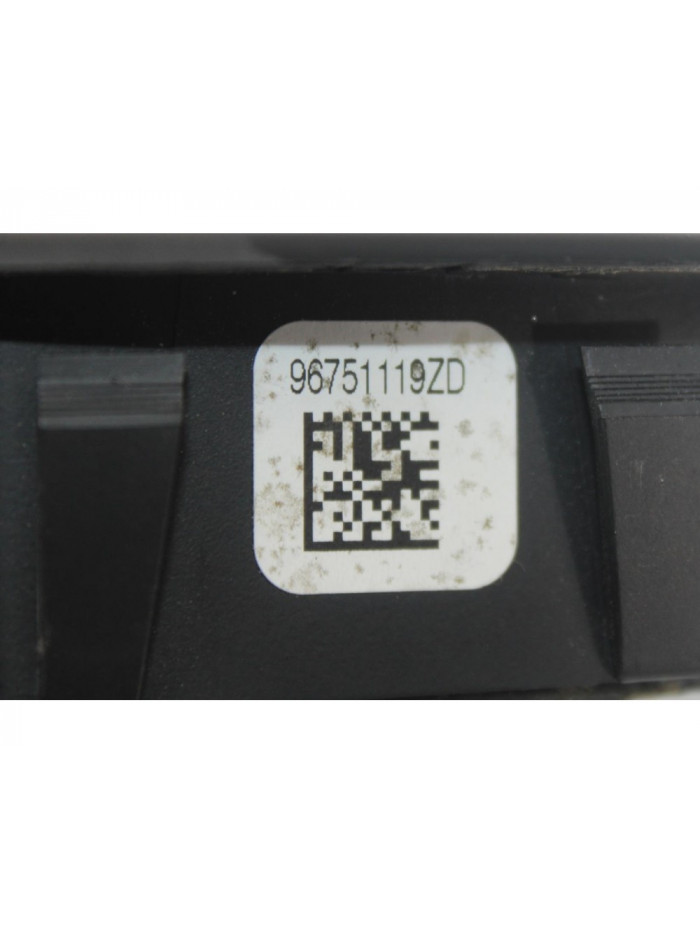 Recambio de mando elevalunas trasero derecho para peugeot 208 active referencia OEM IAM 96751119ZD